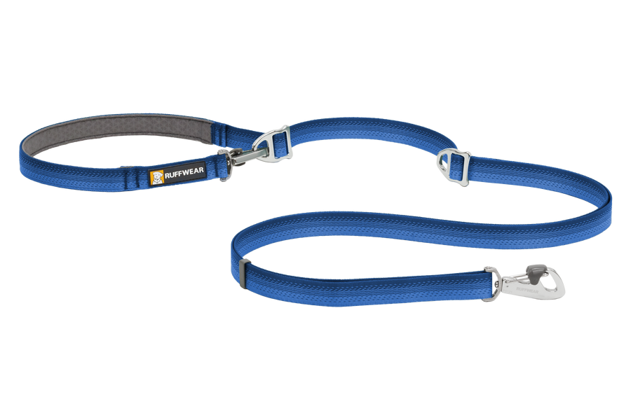 40251_Switchbak-Leash-Blue-Pool_Clipped_SMALL_6d56fbc3-ec3c-4a70-b5e7-7758391a2b8f.png