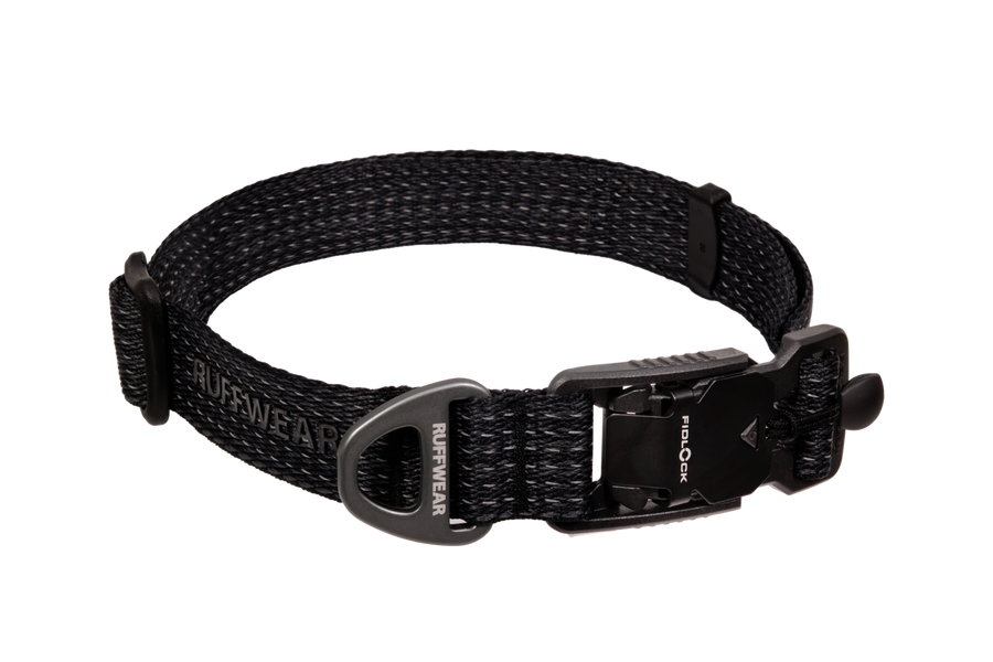 Compressed_PNG-2593_Ridgeline-Collar_Obsidian-Black_Main_STUDIO_1.png