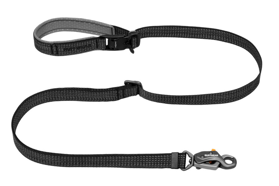 Compressed_PNG-4067_Rideline-Leash_Obsidian-Black_Main-Studio.png